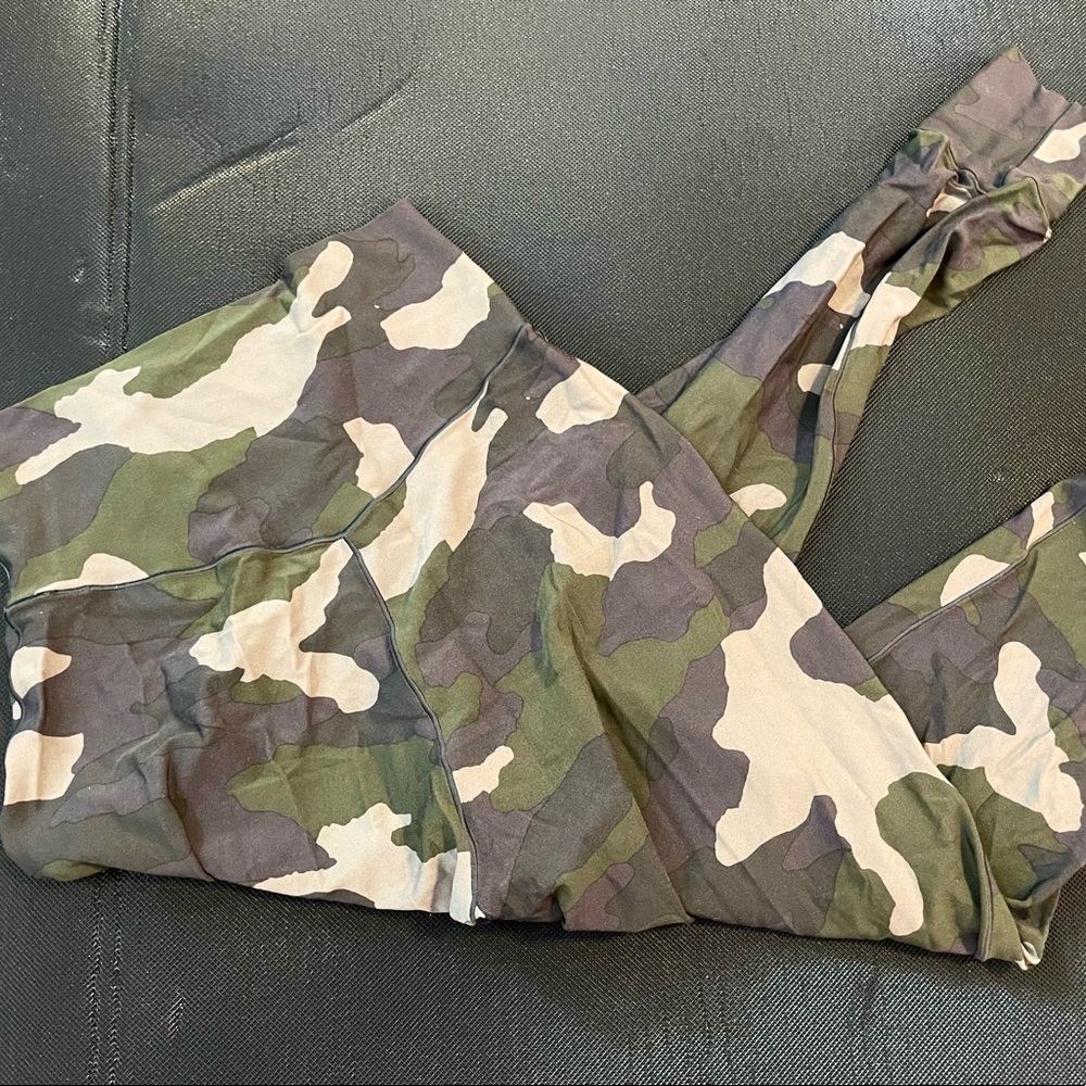 Aerie camo joggers